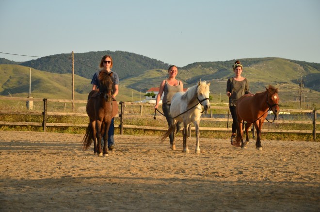 This is going Ok …..nobody got kicked yet !!! ( Corrie from the states incognito sunglasses)